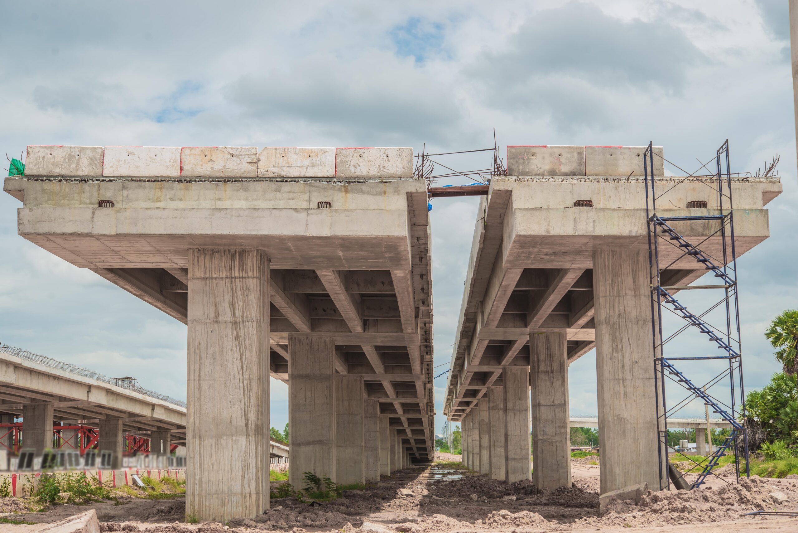 puente.en.construción-carga de proyectos-talos-global